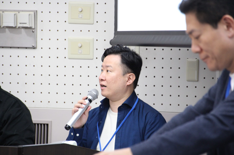 2025年度第1回幹事会の様子