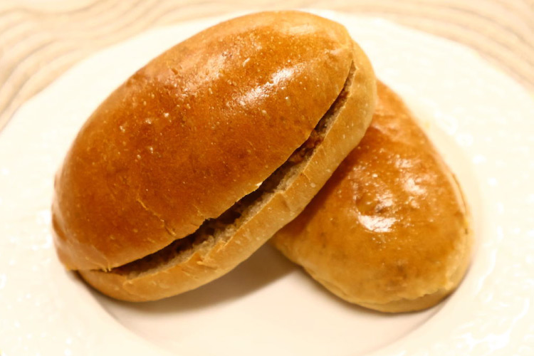 コービーン（牛すじカレー×コーヒー残渣ペースト）の写真