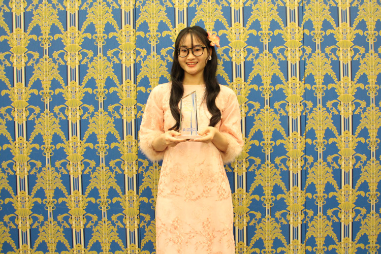 ズオン ティ トゥ チャン　さんの写真