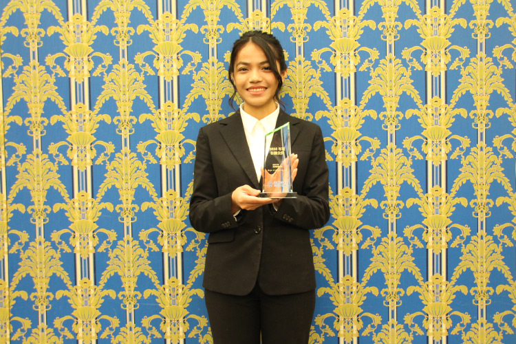 ウィン パ パ トゥンサン　さんの写真